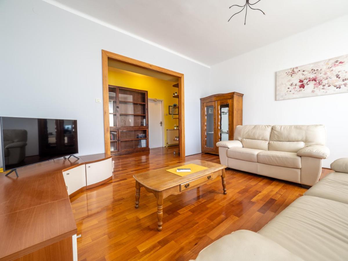 Classy And Sunny Apartment In Fiume Esterno foto